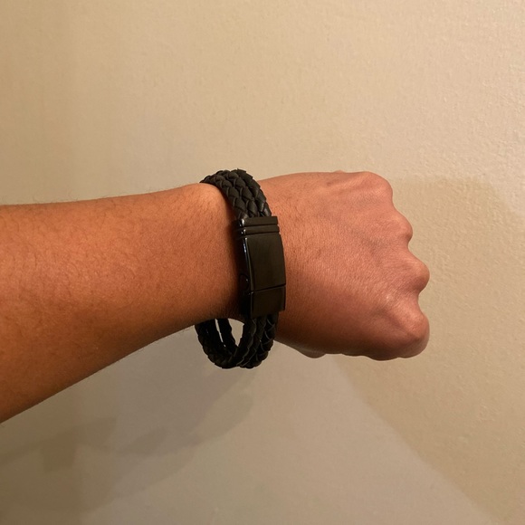 Sutton Bracelet 8 inches - Picture 4 of 9